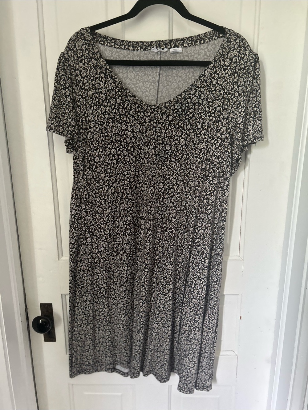 Lucky Brand Black and White Floral Scoop Neck Dress
